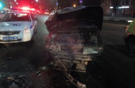В Туле на проспекте Ленина водитель «Дастера» спровоцировал столкновение на встречке  