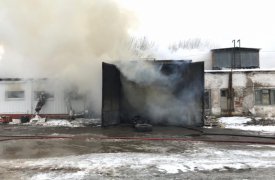 Серьезный пожар в Новомосковске тушили полтора часа