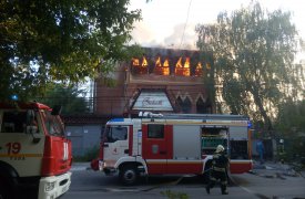 В Туле на ул. Мира снесли сгоревший магазин «Виват»