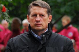 В Туле на ул. Белкина ограничат парковку на газоне и тротуаре