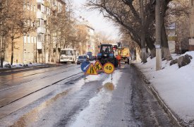 В Туле продолжают латать ямы на дорогах
