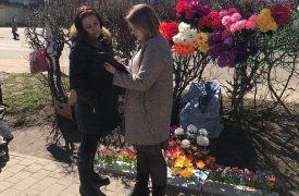 В Туле поймали незаконных торговцев искусственными цветами