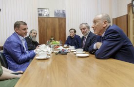 Алексей Дюмин пригласил Губернский театр Сергея Безрукова на гастроли в Тулу