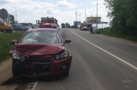 В Заокском районе «Фольксваген» и «Шевроле» не поделили дорогу