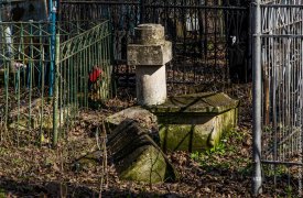 Тульские кладбища продолжают приводить в порядок