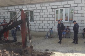 В цыганском таборе в Плеханово обнаружили новые врезки в водопровод