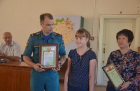 А могли и не проснуться: в Щекино третьеклассница спасла свою семью от пожара