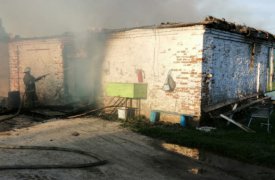 В Тульской области сгорело кирпичное здание