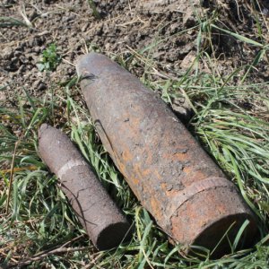 Два артиллерийских снаряда военных лет обнаружили в Тульской области