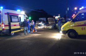 Ночное ДТП на Новомосковском шоссе в Туле: одного из пострадавших еле достали из раскуроченного автомобиля