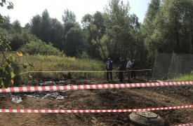 В тульских Комарках засыпят лужу с битумом доломитовой мукой