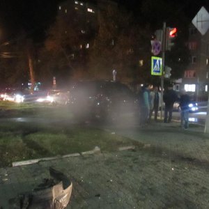Жуткая авария с участием «ВАЗа» и «Тойоты» на Красноармейском проспекте в Туле: стали известны причины ДТП