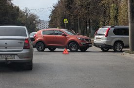 В Туле на улице Кирова столкнулись два внедорожника