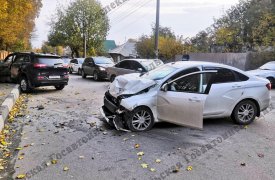 В результате ДТП с внедорожником 26-летний туляк оказался в больнице с переломами и черепно-мозговой травмой
