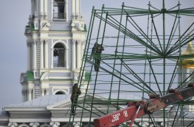 В Туле главную новогоднюю елку украсят 5 000 шаров