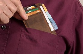 В Туле представитель цыганского этноса обокрал посетителя кафе