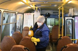 В Туле продолжают дезинфицировать транспорт и остановки