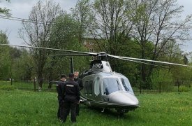 Туляки стали очевидцами неожиданного приземления вертолета в Щекино