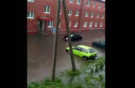 Жители Узловой бьют тревогу: город ушел под воду из-за ливня