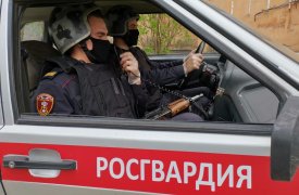 В Тульской области росгвардеец опознал в магазине воровку и задержал