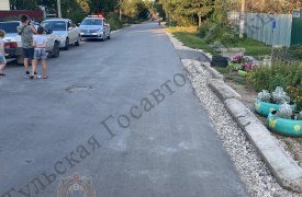 В Тульской области водитель иномарки сбил девочку, сидящую на бордюре