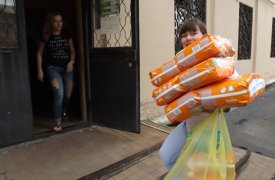 Туляки отвезли провизию для беженцев в Ростовскую область