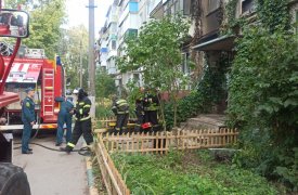В Туле при сильном пожаре на ул. Маршала Жукова эвакуировали 14 человек и спасли ребенка