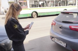 За неуплату штрафов туляку запретили распоряжаться его «Мерседесом»