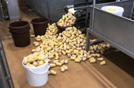 Компания по производству мороженого из-за фото в соцсетях обратилась в полицию с просьбой проверить бывших сотрудников