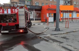 В Туле сетевой супермаркет на проспекте Ленина тушили семь пожарных расчетов