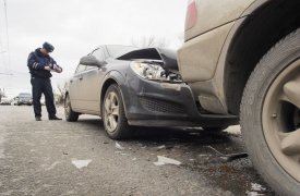 В массовом ДТП под Тулой погиб человек: гололедица могла стать причиной аварии