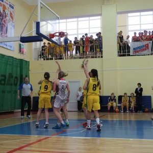 Тульские баскетболистки участвуют в первом раунде полуфинального этапа Первенства России