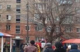 При пожаре на ул. Металлургов в Туле эвакуировали 12 человек и спасли троих детей
