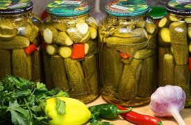 Житель Тульской области украл из чужого гаража 12 банок с соленьями