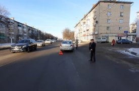 В Туле на ул. Металлургов под колеса иномарки попала 17-летняя девушка