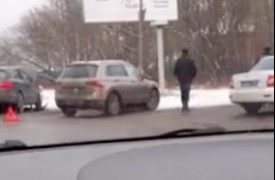 В Туле на Новомосковском шоссе столкнулись две иномарки