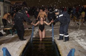 Губернатор Тульской области призвал горожан быть осторожными на Крещенских купаниях