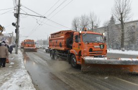 9 бригад чистили Тулу от снега в ночь на 20 января
