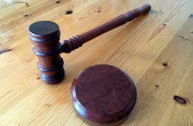 В Тульской области суд приговорил к 5 годам заключения мошенника, укравшего более 100000 антисептиков