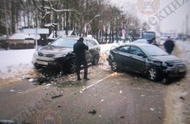 На ул. Щегловская засека в Туле произошло очередное ДТП с участием нескольких автомобилей