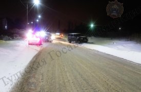 В Тульской области пьяный водитель «УАЗ`а» врезался в стоящий автомобиль