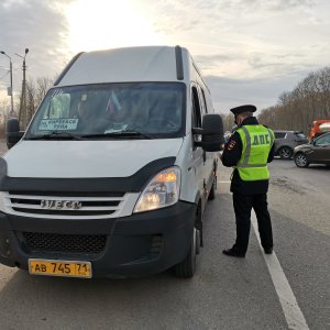 В Тульской области задержали автобус с неисправными тормозами