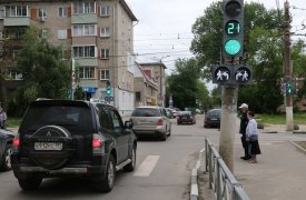 Светофор на пересечении Энгельса и Толстого  в Туле «отрастил» новые секции