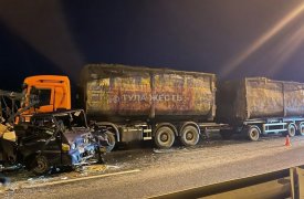 В Ясногорском районе на М-2 страшное ДТП: большегруз порвал ВАЗ, есть пострадавшие