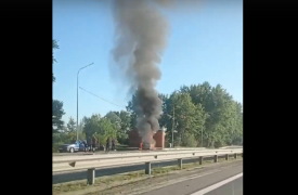 В Веневском районе на трассе М-4 после ДТП сгорела Mazda