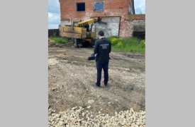 В Плавском районе пожилой мужчина попал под колеса собственного экскаватора