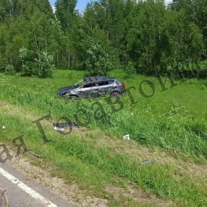 17-летний парень из Тульской области опрокинулся в кювет на автомобиле LUXGEN