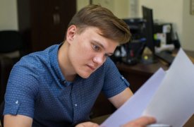 21-летнего депутата из Новомосковска лишили мандата за неподанную декларацию о доходах