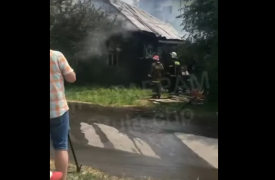Частный дом сгорел в Туле на улице 2-й Трубной