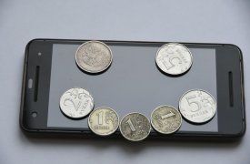 Тульский подросток на спортплощадке украл из чужого рюкзака телефон и наручные часы